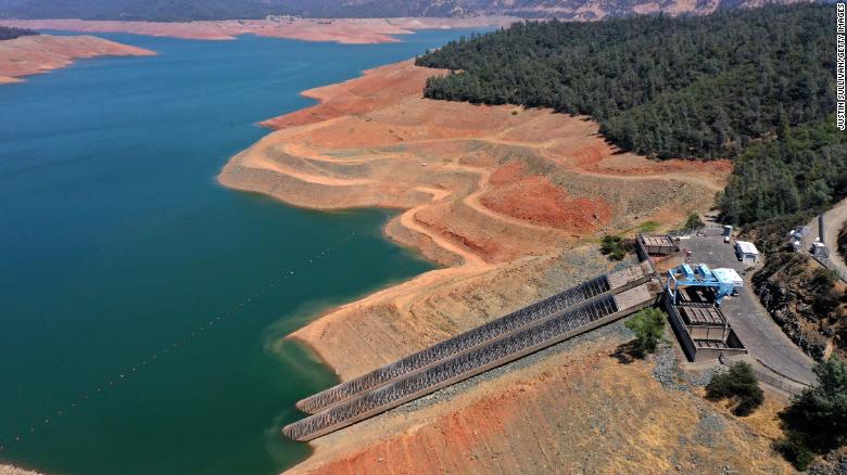 210806083545-lake-oroville-california-07-22-2021-exlarge-169